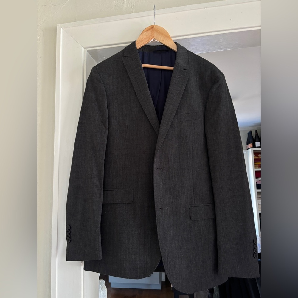 LAFAURIE men’s grey suit. Worn once.